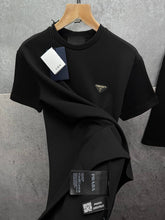 Load image into Gallery viewer, Tshirt