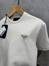 Load image into Gallery viewer, Tshirt