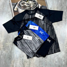 Load image into Gallery viewer, T-shirt