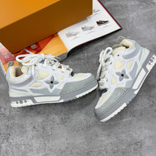 Load image into Gallery viewer, Shoes