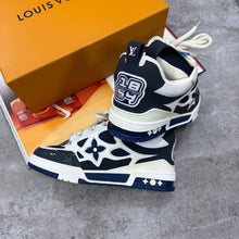 Load image into Gallery viewer, Shoes