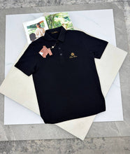 Load image into Gallery viewer, T-shirt