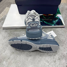 Load image into Gallery viewer, Shoes