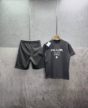 Load image into Gallery viewer, Tshirt