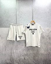 Load image into Gallery viewer, Tshirt