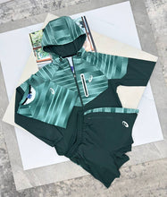 Load image into Gallery viewer, Tshirt