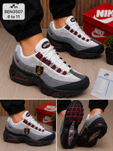 Load image into Gallery viewer, Shoes
