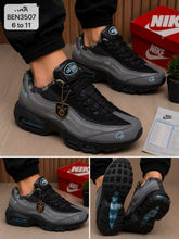 Load image into Gallery viewer, Shoes