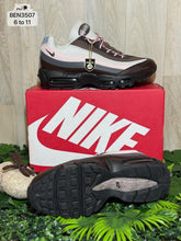 Load image into Gallery viewer, Shoes