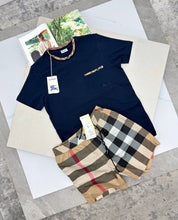 Load image into Gallery viewer, Tshirt
