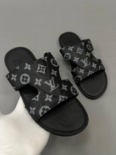 Load image into Gallery viewer, Slipper