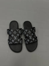 Load image into Gallery viewer, Slipper