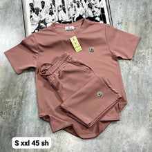 Load image into Gallery viewer, Tshirt