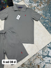Load image into Gallery viewer, Tshirt