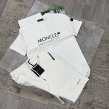 Load image into Gallery viewer, Tshirt