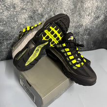 Load image into Gallery viewer, Shoes