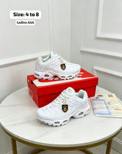 Load image into Gallery viewer, Shoes women