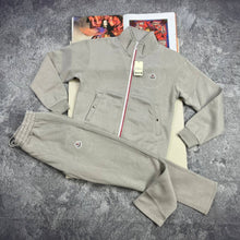 Load image into Gallery viewer, Tracksuit