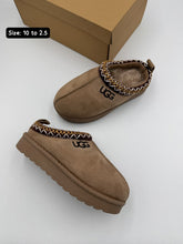 Load image into Gallery viewer, Slipper