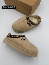 Load image into Gallery viewer, Slipper