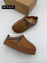 Load image into Gallery viewer, Slipper