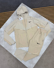 Load image into Gallery viewer, Tracksuit