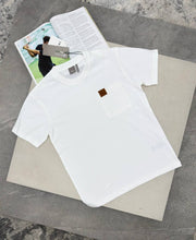 Load image into Gallery viewer, T-shirt