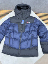 Load image into Gallery viewer, Jacket