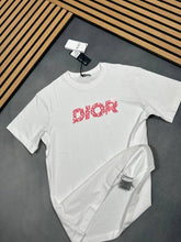 Load image into Gallery viewer, T-shirt