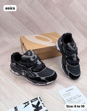 Load image into Gallery viewer, Shoes