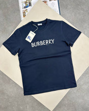 Load image into Gallery viewer, T-shirt