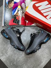 Load image into Gallery viewer, Shoes