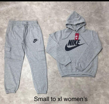 Load image into Gallery viewer, Tracksuit