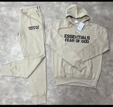 Load image into Gallery viewer, Tracksuit