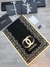 Load image into Gallery viewer, Scarf