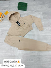 Load image into Gallery viewer, tracksuit