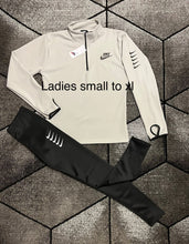 Load image into Gallery viewer, Tracksuit