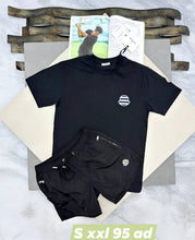 Load image into Gallery viewer, T-shirt