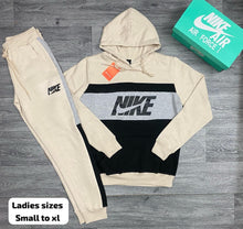 Load image into Gallery viewer, Women Tracksuit