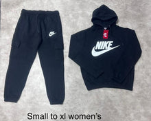 Load image into Gallery viewer, Tracksuit