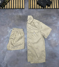 Load image into Gallery viewer, Tshirt