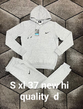 Load image into Gallery viewer, Tracksuit