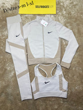 Load image into Gallery viewer, Tracksuit