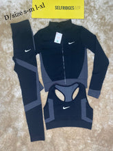 Load image into Gallery viewer, Tracksuit