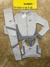 Load image into Gallery viewer, Tracksuit