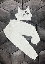 Load image into Gallery viewer, tshirt