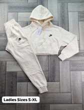 Load image into Gallery viewer, Tracksuit