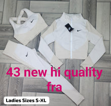 Load image into Gallery viewer, Tracksuit