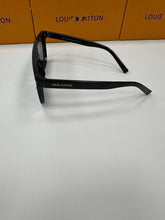 Load image into Gallery viewer, Sunglass