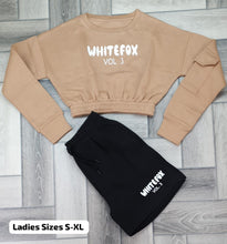 Load image into Gallery viewer, Tracksuit